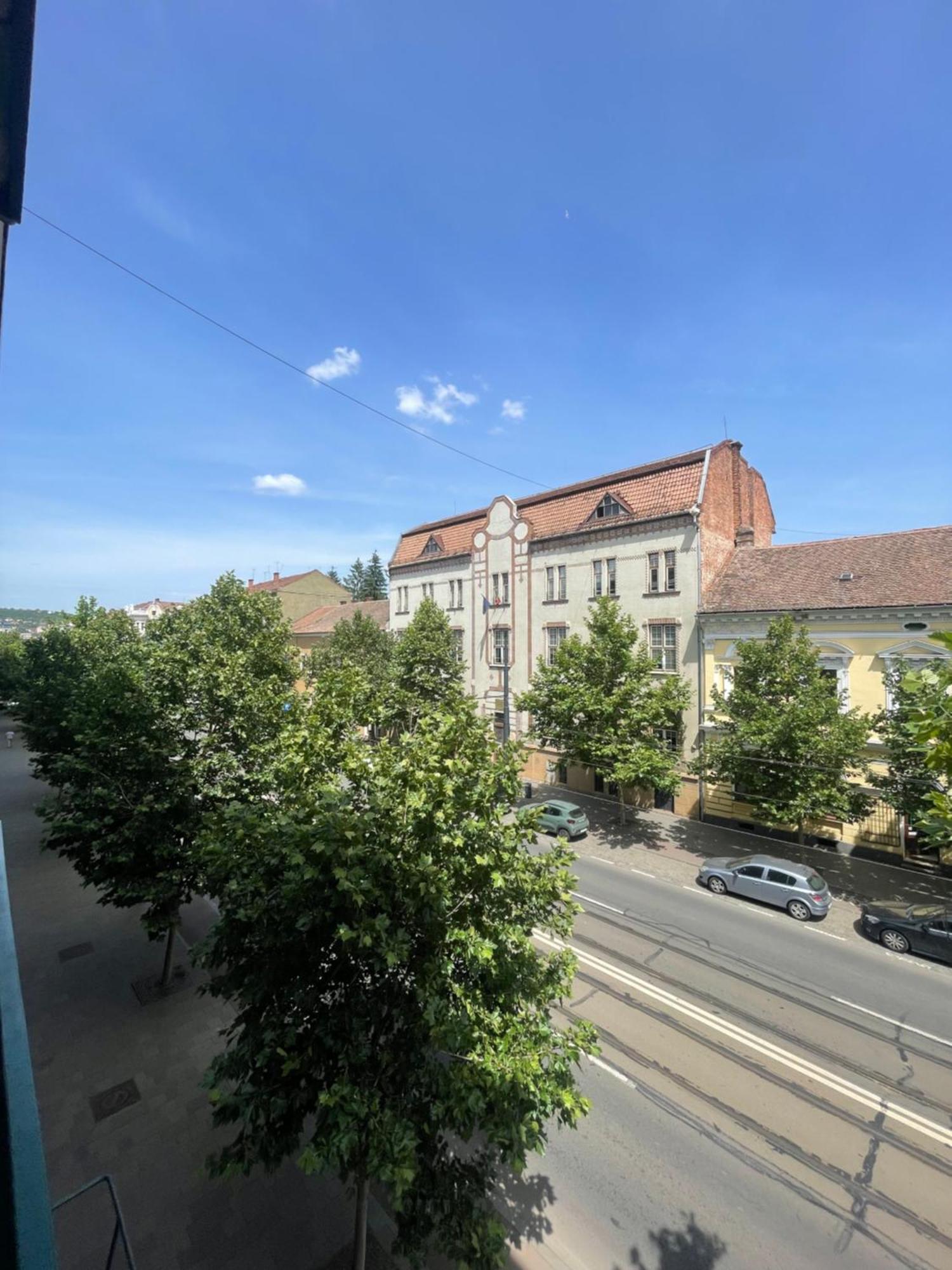 Apartamento Lora'S Place Cluj Napoca Exterior foto