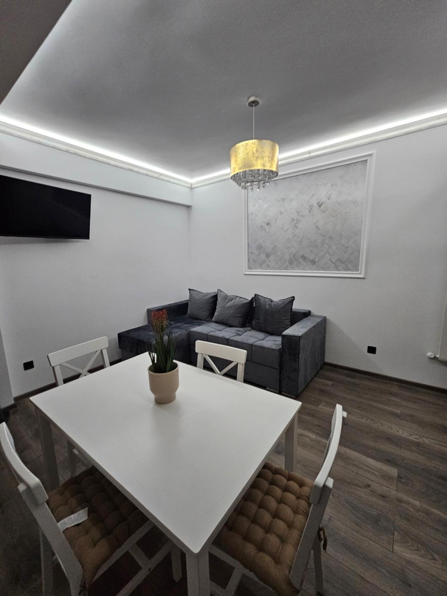 Apartamento Lora'S Place Cluj Napoca Exterior foto
